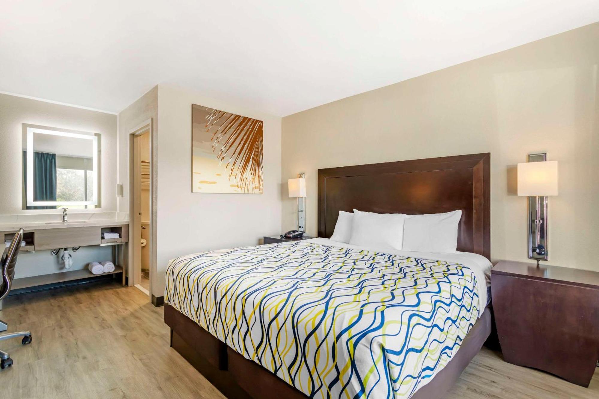 Rodeway Inn Ориндж Парк Екстериор снимка